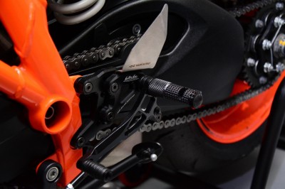 VALTER MOTO T3.5 ADJ. REARSETS KTM SUPERDUKE 1290 14-18 IN  BLACK image